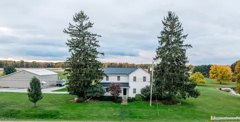 3230 Greenville Rd, Cortland, OH 44410