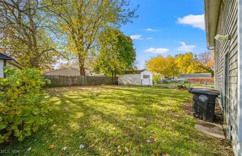 1708 W 7th St, Ashtabula, OH 44004 photo 5
