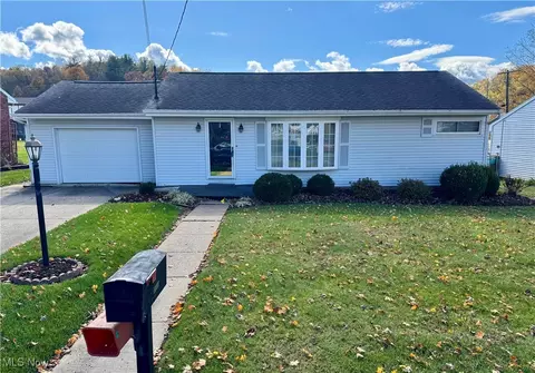 1805 26th Ave, Parkersburg, WV 26101