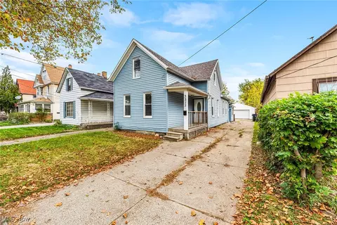 3317 W 48th St, Cleveland, OH 44102