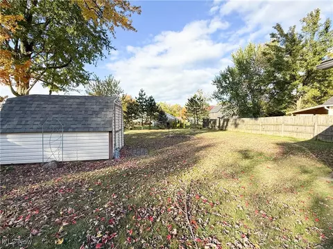 Exterior - 1109 E 18th St, Ashtabula, OH 44004 photo 11 of 14