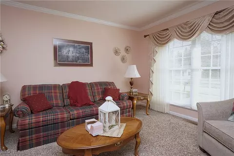 Living - 1109 E 18th St, Ashtabula, OH 44004 photo 3 of 4