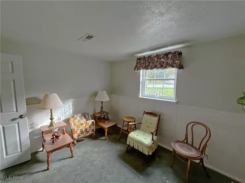 Bedroom - 1109 E 18th St, Ashtabula, OH 44004 photo 6 of 6