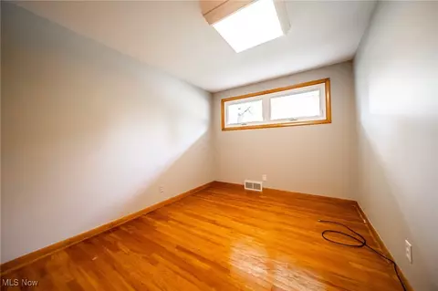 Bedroom - 2533 57th St NE, Canton, OH 44721 photo 3 of 5
