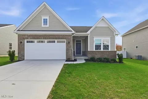1087 Jesse Owens Dr, Wooster, OH 44691
