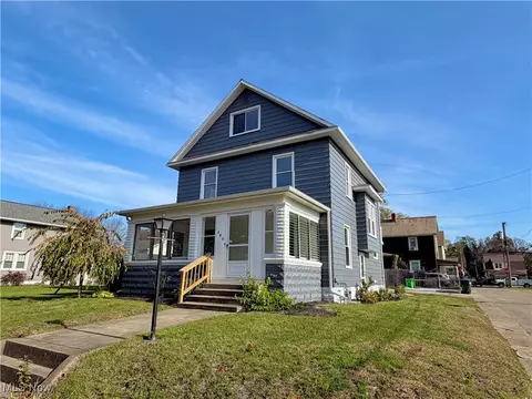 Exterior - 1221 Dover Ave, Dover, OH 44622 photo 7 of 9