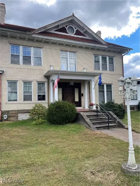 708 2nd St, Saint Marys, WV 26170
