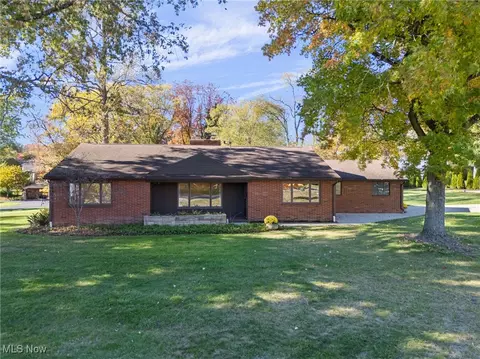 315 Santa Clara St NW, Canton, OH 44709