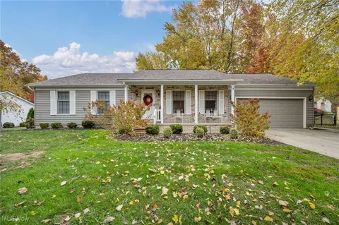 7727 Andrea Dr, Mentor, OH 44060