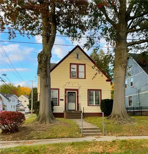 3532 Muriel Ave, Cleveland, OH 44109