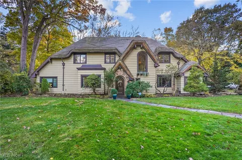 2934 Silver Lake Blvd, Silver Lake, OH 44224