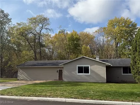 215 21st St SE, Massillon, OH 44646