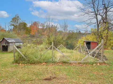 Exterior - 2430 River Rd, Willoughby Hills, OH 44094 photo 13 of 14