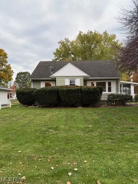 1448 Noble Ave, Barberton, OH 44203