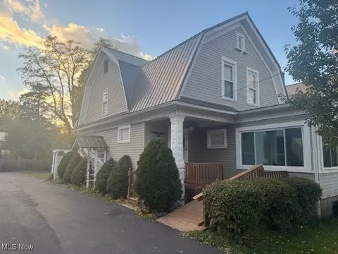945 Franklin Ave, Salem, OH 44460