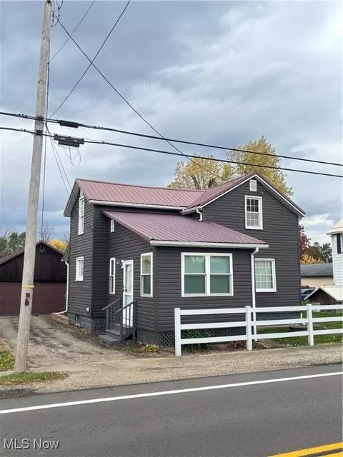 5337 State Route 516 NW, Dover, OH 44622