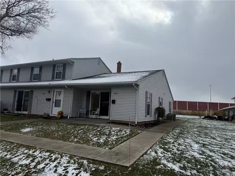8078 Puritan Dr #58-D, Mentor, OH 44060