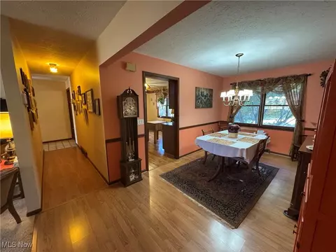 Entry Way - 8976 Jackson St, Mentor, OH 44060 photo 1 of 2