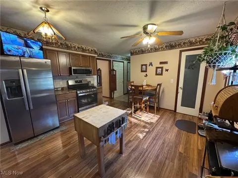 Kitchen - 8976 Jackson St, Mentor, OH 44060 photo 1 of 4