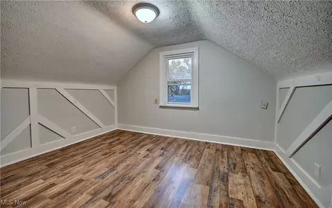 Bedroom - 2718 Homedale Ave NW, Canton, OH 44708 photo 3 of 4