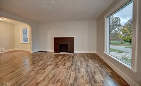 Living - 2718 Homedale Ave NW, Canton, OH 44708 photo 1 of 2