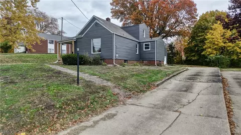 Other - 2718 Homedale Ave NW, Canton, OH 44708 photo 16 of 18