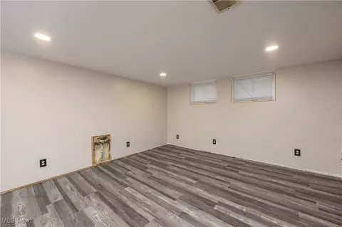 Other - 1009 N Walnut St N, Dover, OH 44622 photo 7 of 9