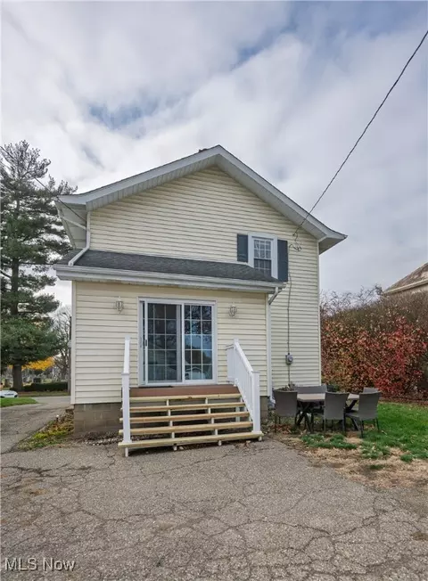Other - 1009 N Walnut St N, Dover, OH 44622 photo 3 of 9