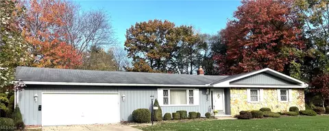 11485 Chautauqua Trl, Brecksville, OH 44141