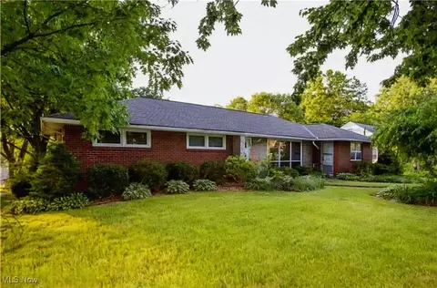 38850 Detroit Rd, Avon, OH 44011