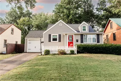 1056 Taggart St NW, Massillon, OH 44646