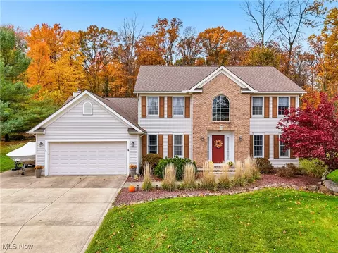 3696 Jupiter Dr, North Royalton, OH 44133
