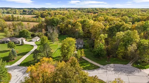 View/Area - 8560 Willow Ln, Chardon, OH 44024 photo 3 of 6