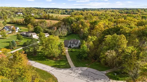 View/Area - 8560 Willow Ln, Chardon, OH 44024 photo 5 of 6