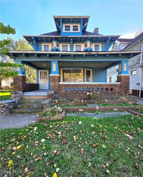 9112 Parmelee Ave, Cleveland, OH 44108