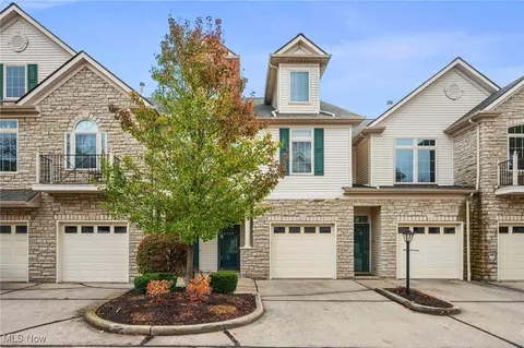 3168 Richmond Rd, Beachwood, OH 44122
