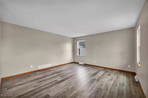 1685 E 29th St, Lorain, OH 44055 photo 18