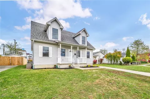 1685 E 29th St, Lorain, OH 44055 photo 3