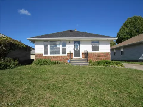12115 Orme Rd, Garfield Heights, OH 44125