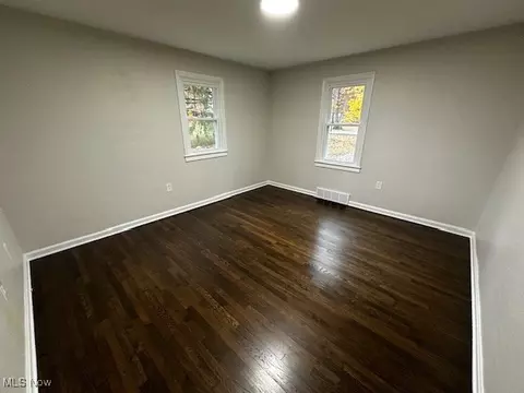 Bedroom - 10488 Dewhurst Rd, Elyria, OH 44035 photo 1 of 6