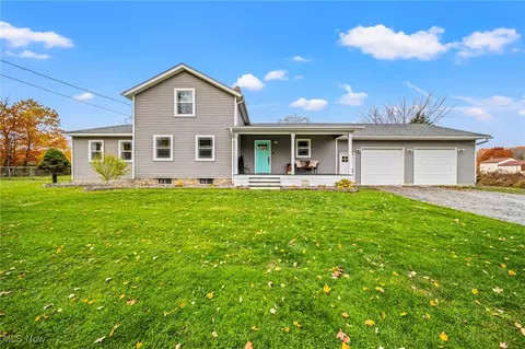 1067 Garrett Rd, Jefferson, OH 44047