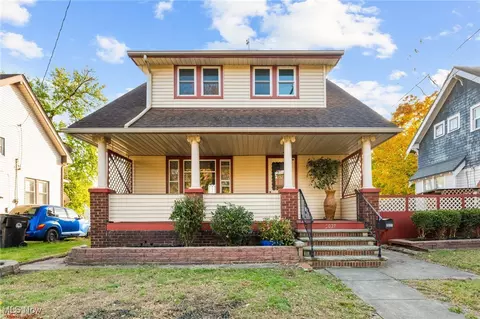 2027 Treadway Ave, Cleveland, OH 44109
