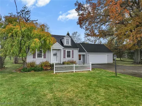 Exterior - 33560 Arthur Rd, Solon, OH 44139 photo 2 of 6