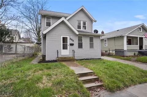 568 Stanton Ave, Akron, OH 44301