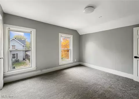 Bedroom - 213 Gates Ave, Elyria, OH 44035 photo 8 of 9