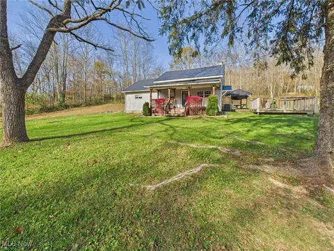 Exterior - 2425 Rocky Point Rd, Fleming, OH 45729 photo 2 of 9