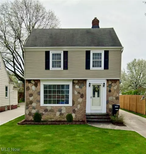 12408 Thraves Ave, Garfield Heights, OH 44125