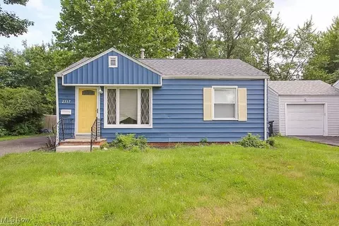 2337 Greenvale Rd, Cleveland, OH 44121