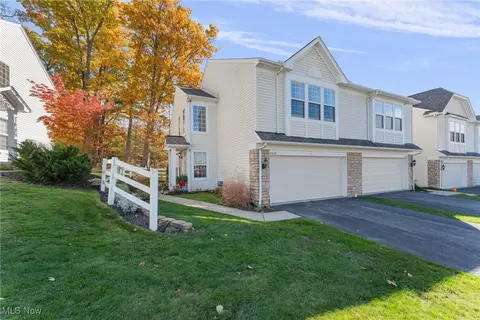 Exterior - 4038 Gardiner Run, Akron, OH 44321 photo 2 of 6