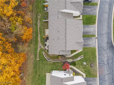 View/Area - 4038 Gardiner Run, Akron, OH 44321 photo 1 of 7